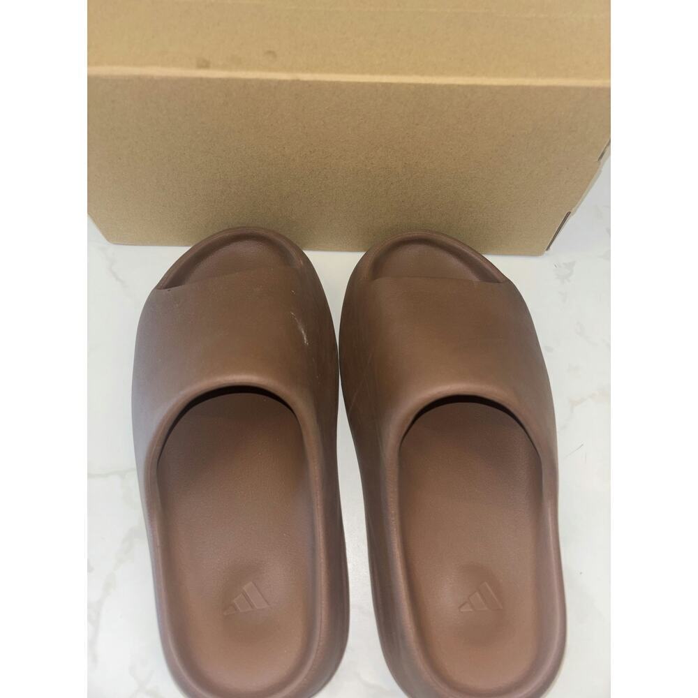 Yeezy Adidas Slides - Good Condition - Picture 3 of 5